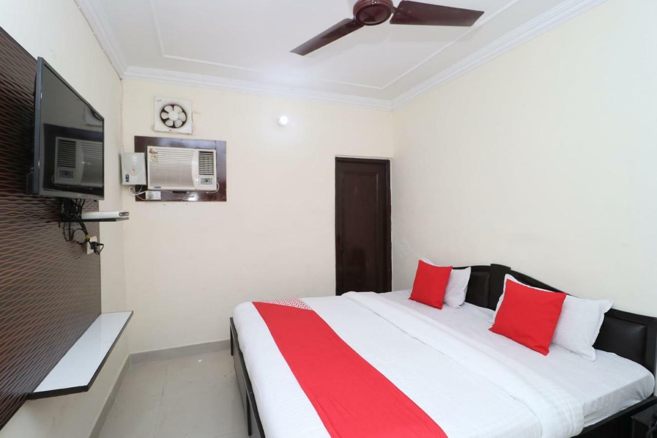 Oyo 37721 Hotel Kings Pathānkot Zewnętrze zdjęcie